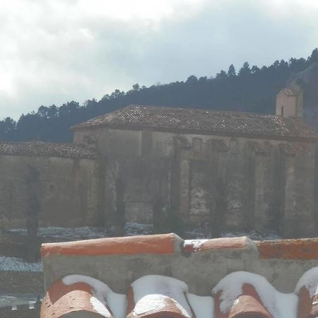 Hostal El Portalico Linares de Mora Esterno foto